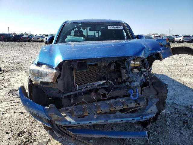 TOYOTA TACOMA 2017 Синий