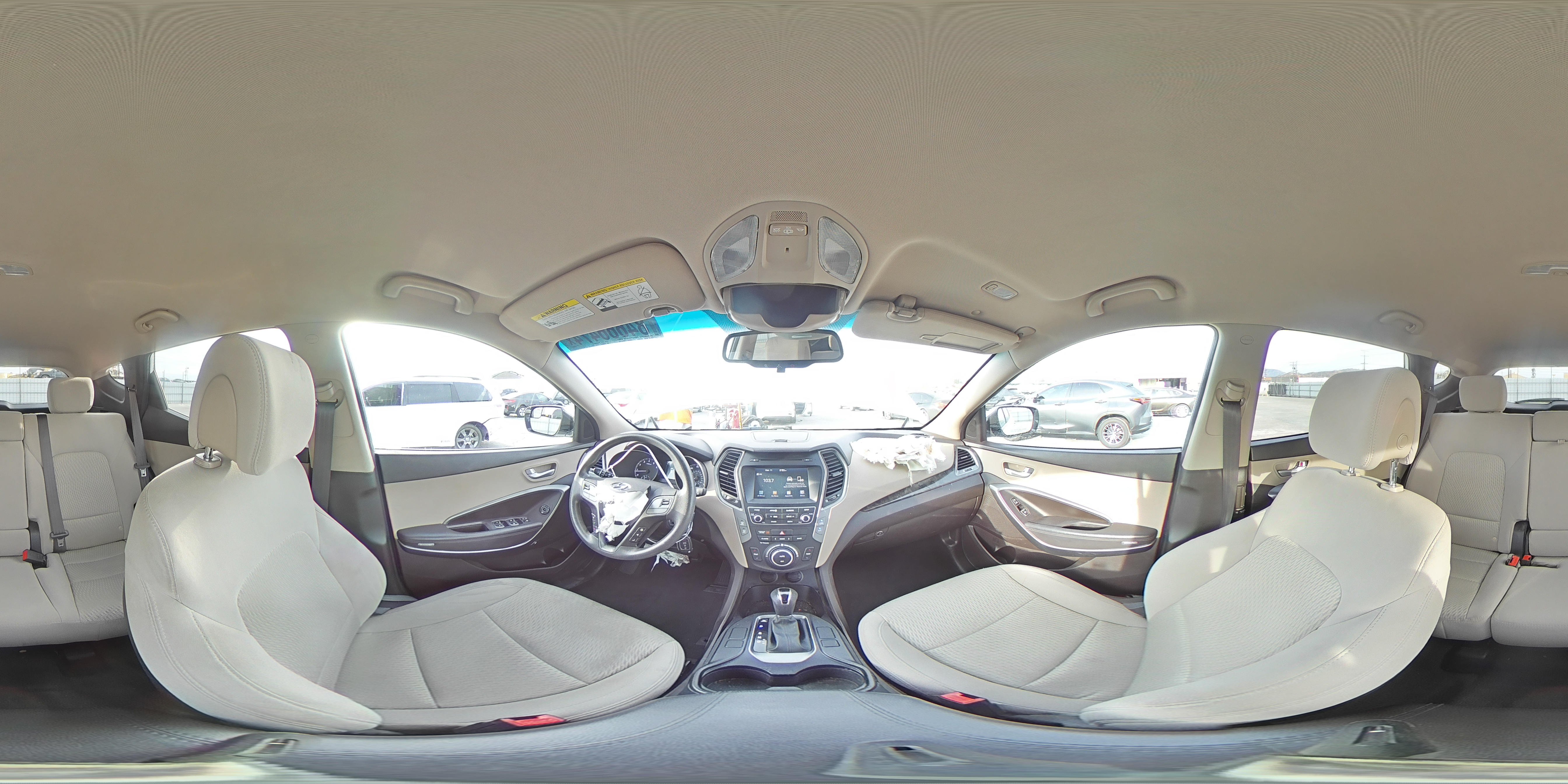 2017 Hyundai Santa Fe - Image 14