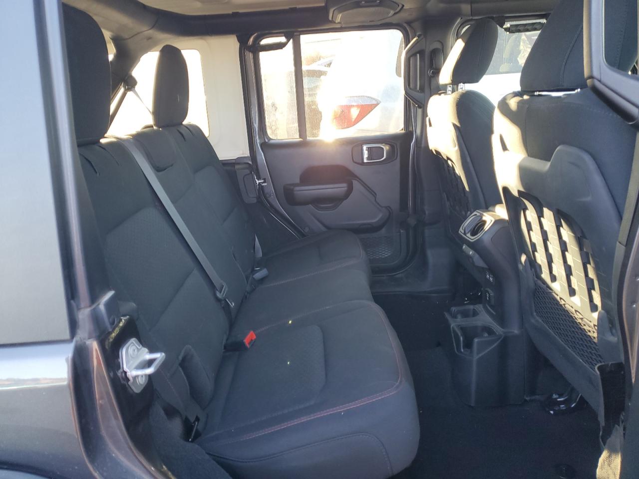 2021 Jeep Wrangler - Image 11