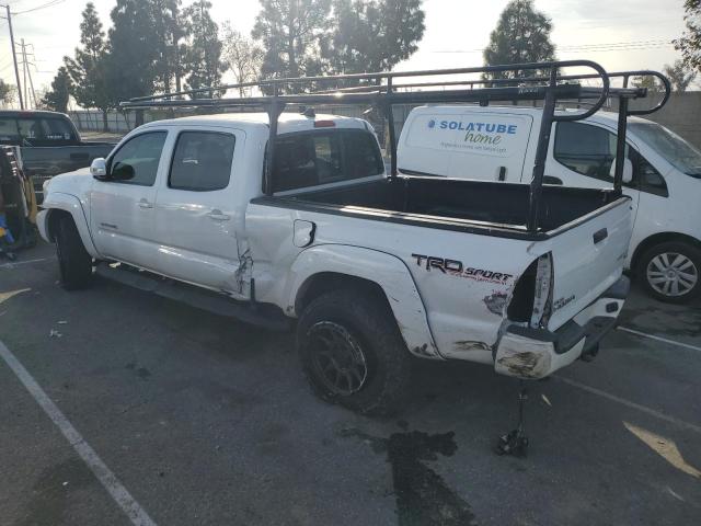 Pickups TOYOTA TACOMA 2015 Biały