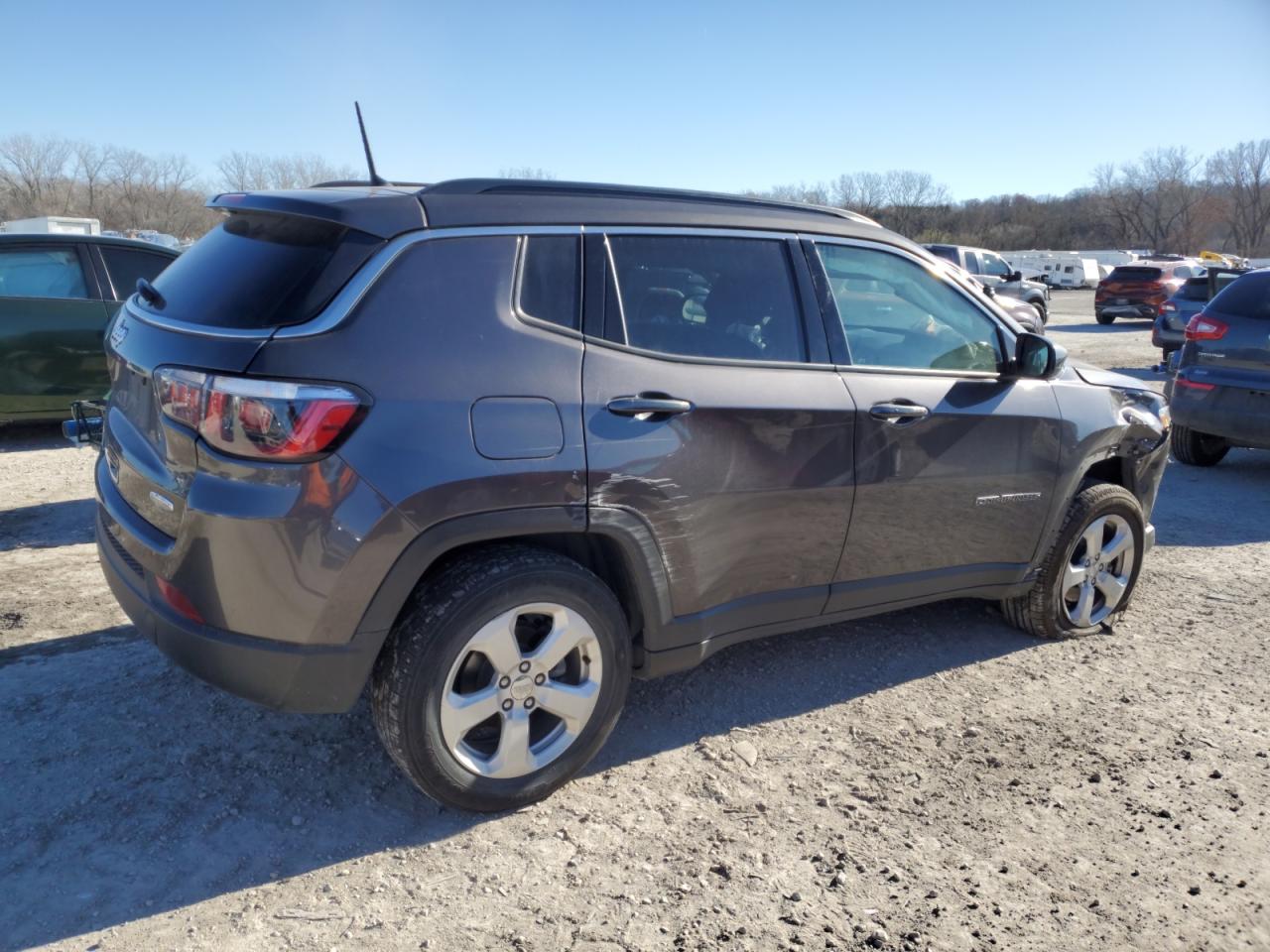 2018 Jeep Compass - Image 3