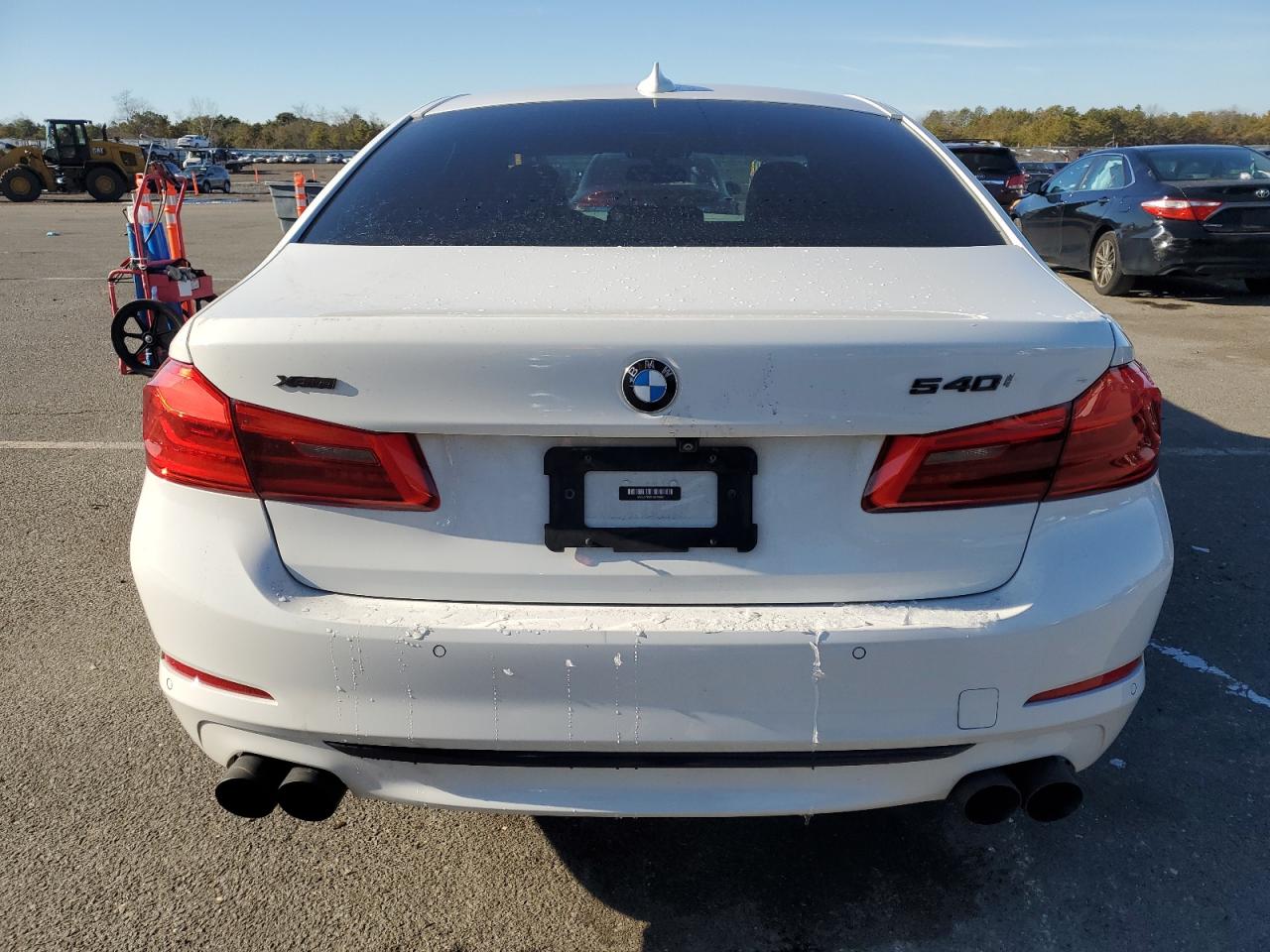 VIN WBAJE7C5XJWD52457 2018 BMW 5 SERIES no.6