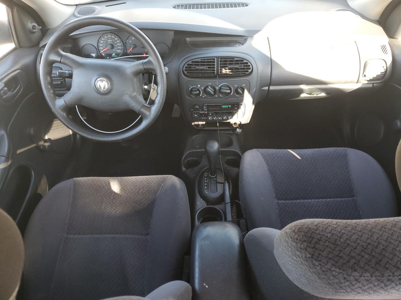 2001 Dodge Neon - Image 8