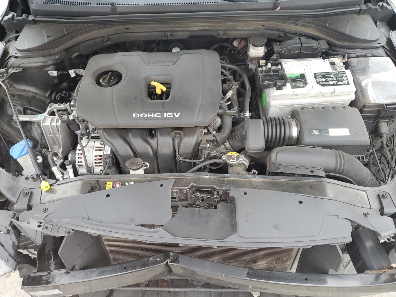 2018 Hyundai Elantra - Image 11