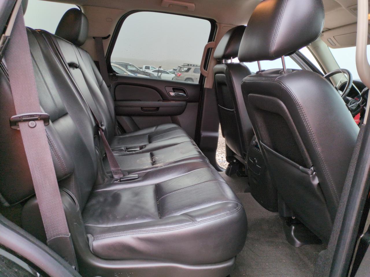 2014 Chevrolet Tahoe - Image 11