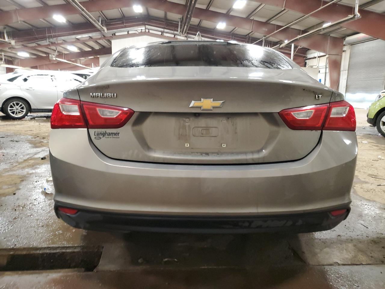 VIN 1G1ZE5ST0HF268755 2017 CHEVROLET MALIBU no.6