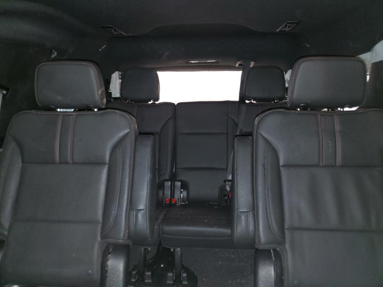 2022 Chevrolet Tahoe - Image 10