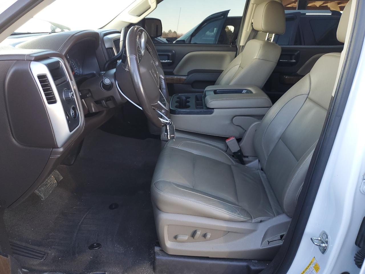 2018 GMC Sierra - Image 7