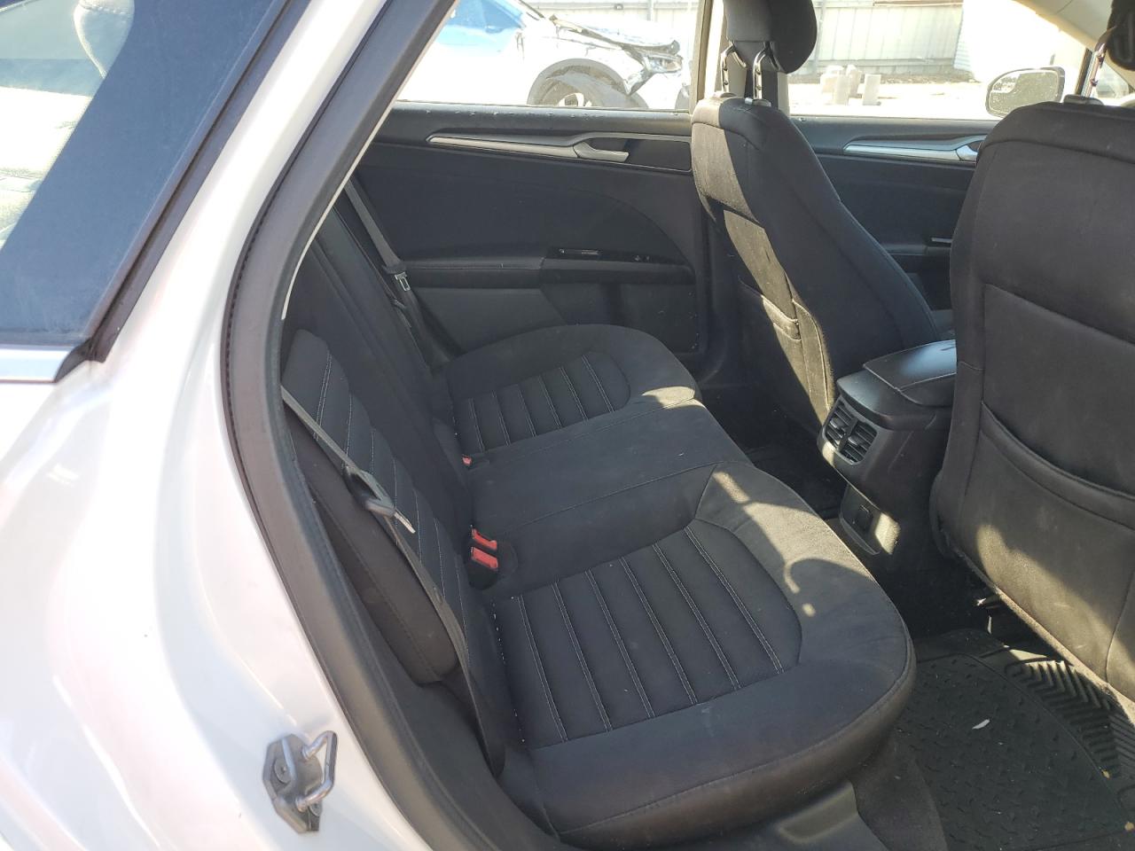 2015 Ford Fusion Se VIN: 1FA6P0H72F5110427 Lot: 82287564