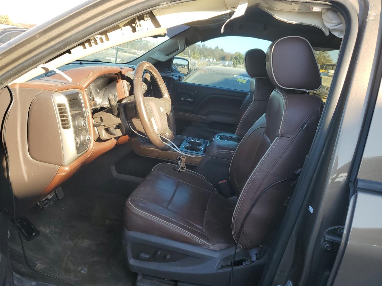 2014 Chevrolet Silverado - Image 7