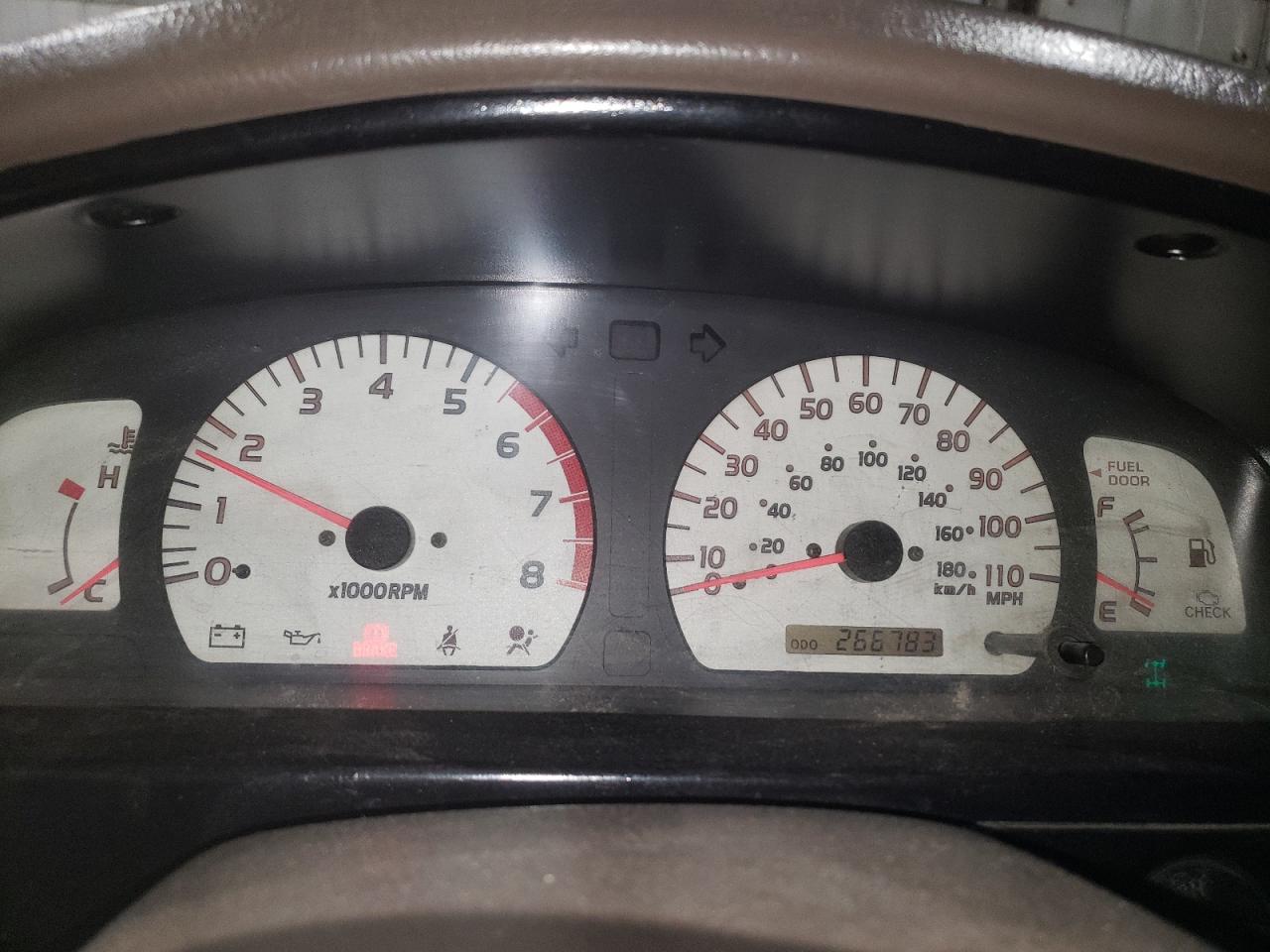 2001 Toyota Tacoma - Image 9