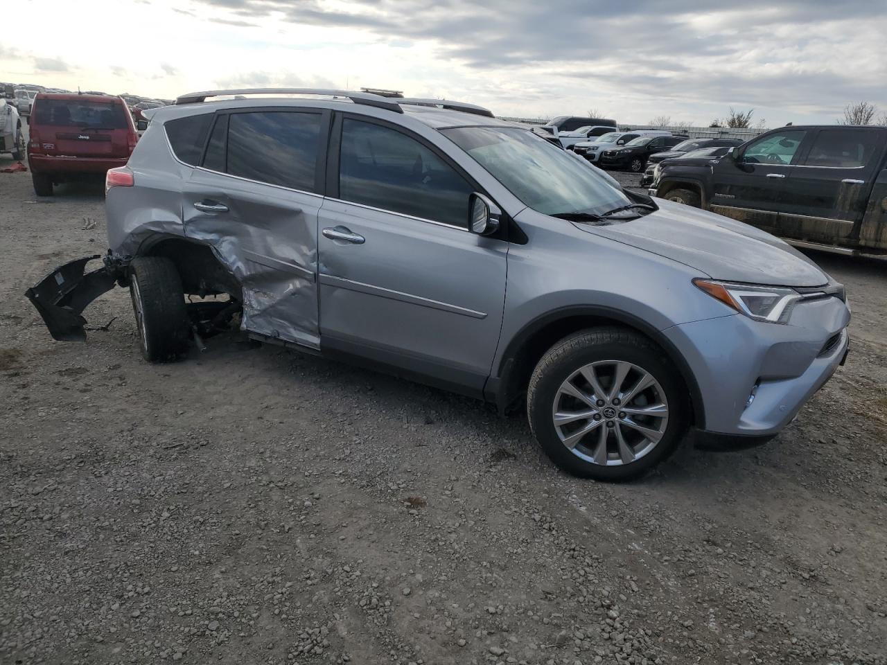 2018 Toyota RAV 4 - Image 4