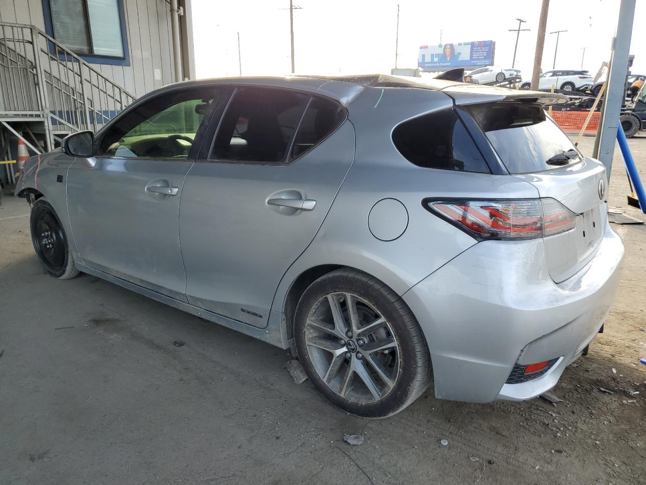 VIN JTHKD5BH2E2192089 2014 LEXUS CT 200 no.2