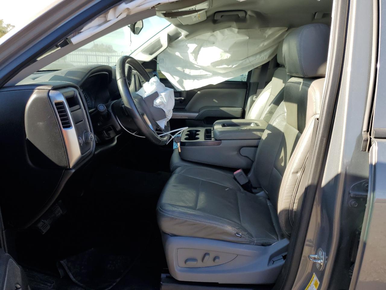 2017 Chevrolet Silverado - Image 7