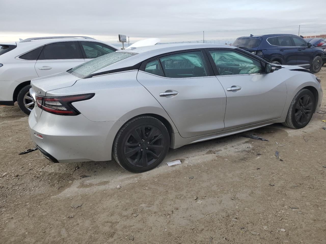 2021 Nissan Maxima - Image 3