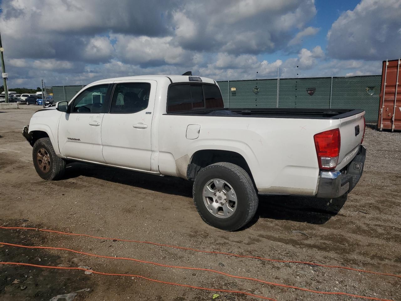 VIN 5TFBZ5DN1GX001726 2016 TOYOTA TACOMA no.2