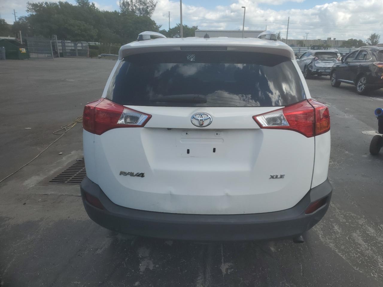 VIN JTMWFREV8DD020514 2013 TOYOTA RAV4 no.6