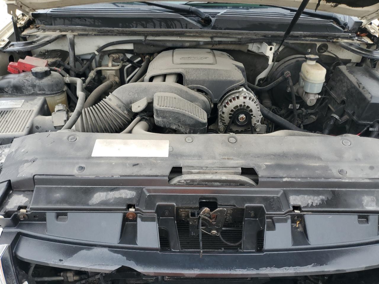 2010 GMC Yukon - Image 12