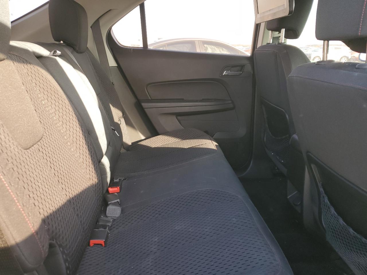 2015 Chevrolet Equinox - Image 11