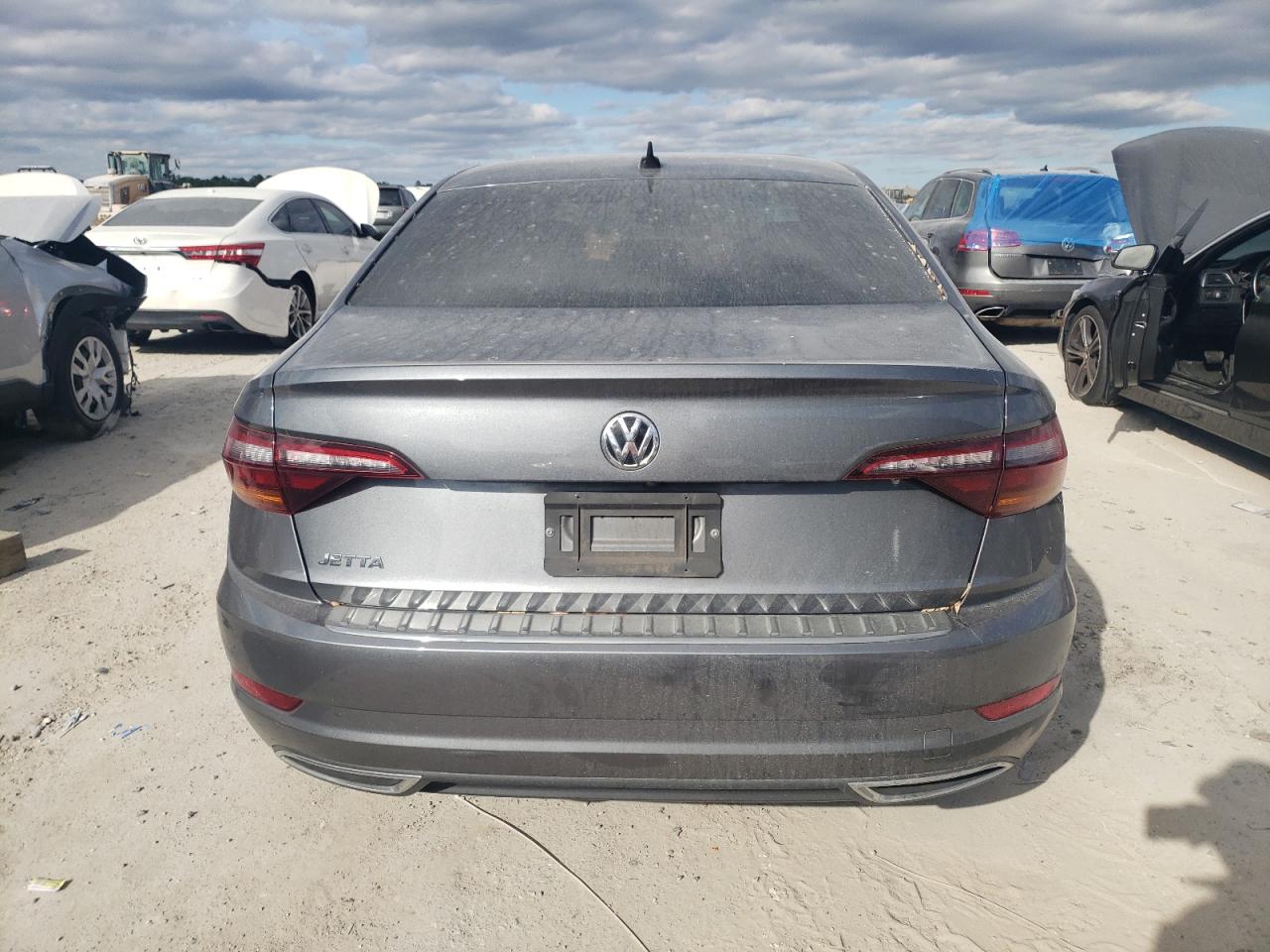 2019 Volkswagen Jetta - Image 6