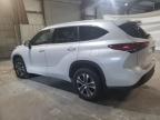 2023 Toyota Highlander L for Sale in North Billerica, MA - Side