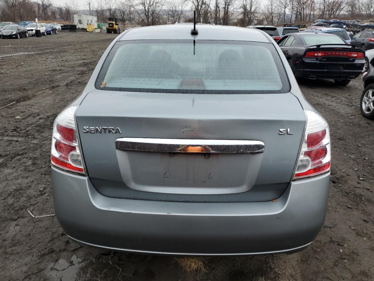2010 Nissan Sentra - Image 6