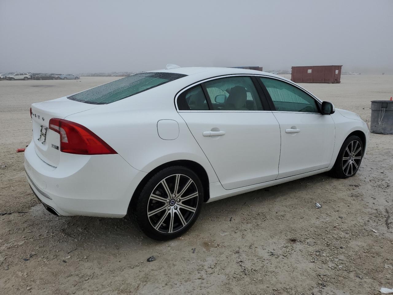 VIN LYV402TK3JB170982 2018 VOLVO S60 no.3