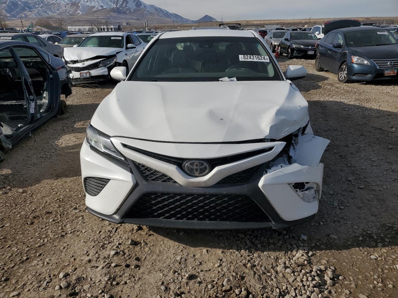 2018 Toyota Camry - Image 5