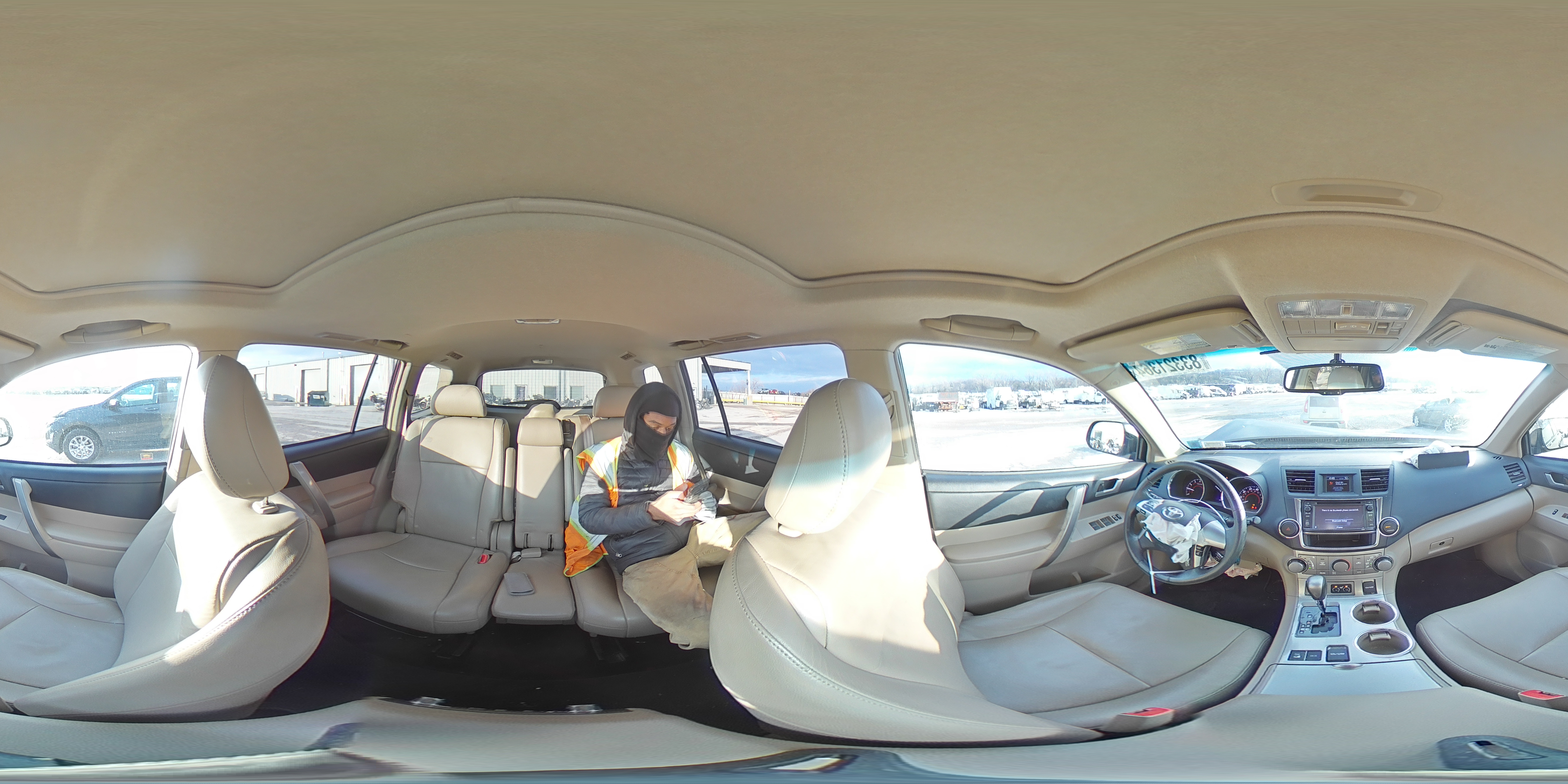 2013 Toyota Highlander - Image 13