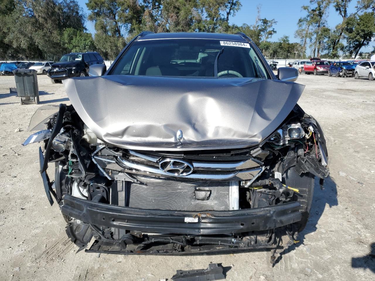 2014 Hyundai Santa Fe - Image 5