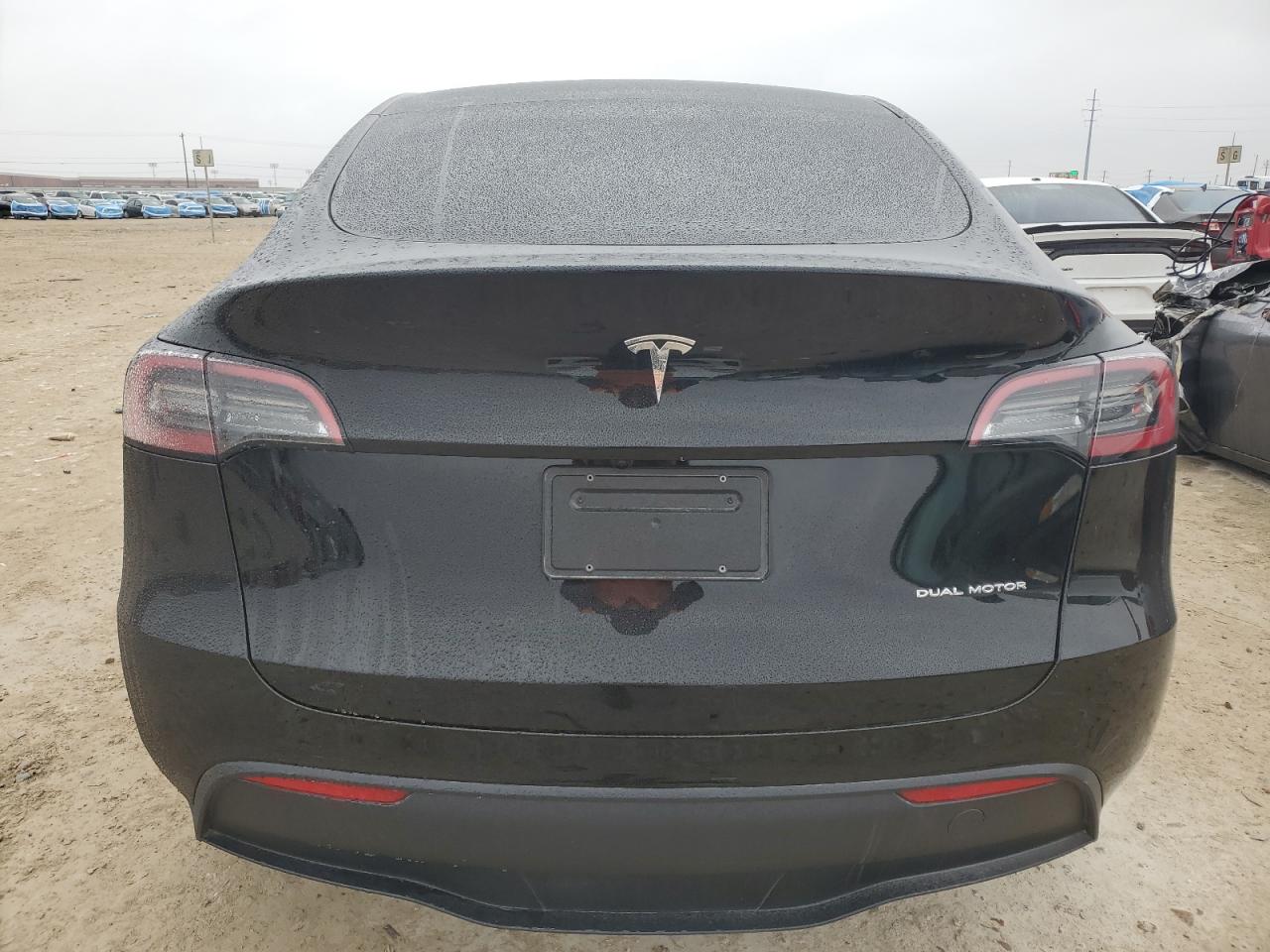 VIN 7SAYGDEE4RA235087 2024 TESLA MODEL Y no.6