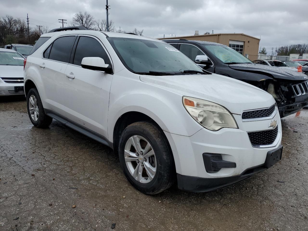 VIN 2GNFLFEK7E6315883 2014 CHEVROLET EQUINOX no.4