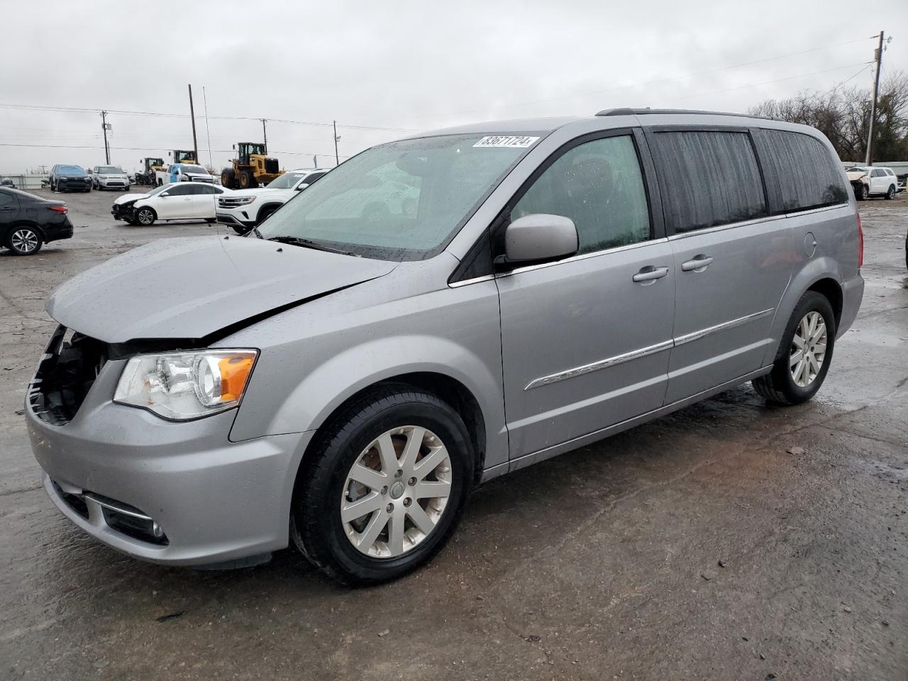 2015 Chrysler Town & Country - Image 1