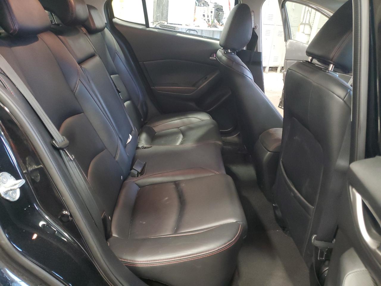 2016 Mazda 3 - Image 10