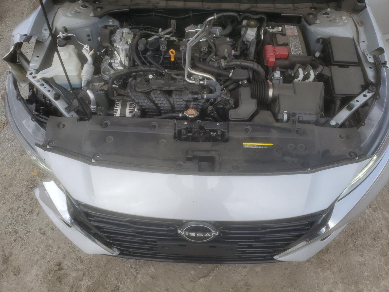 2024 Nissan Altima - Image 11