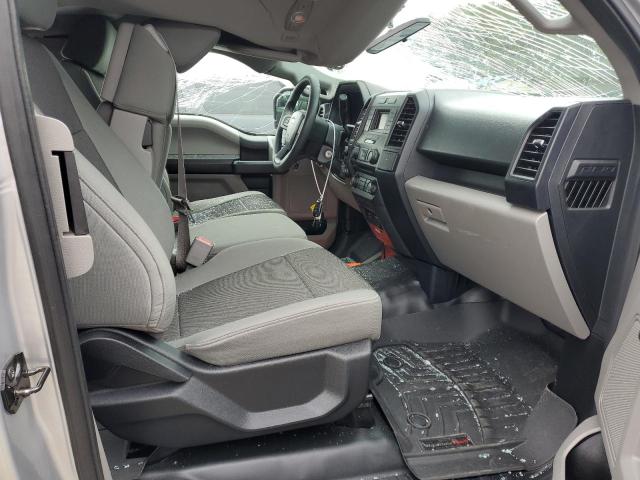 Pickups FORD F-150 2016 Srebrny