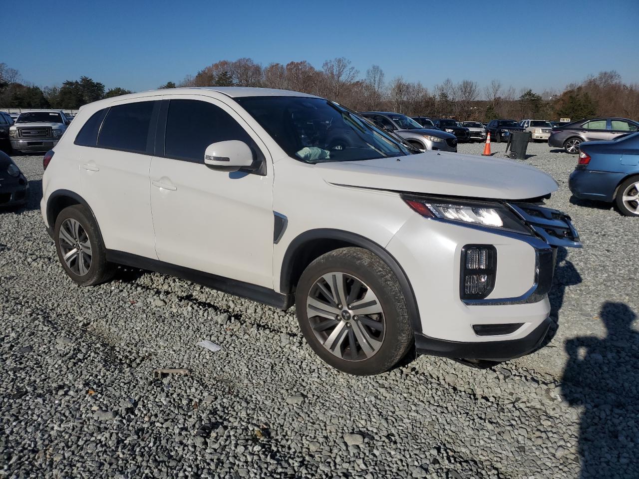 2021 Mitsubishi Outlander - Image 4