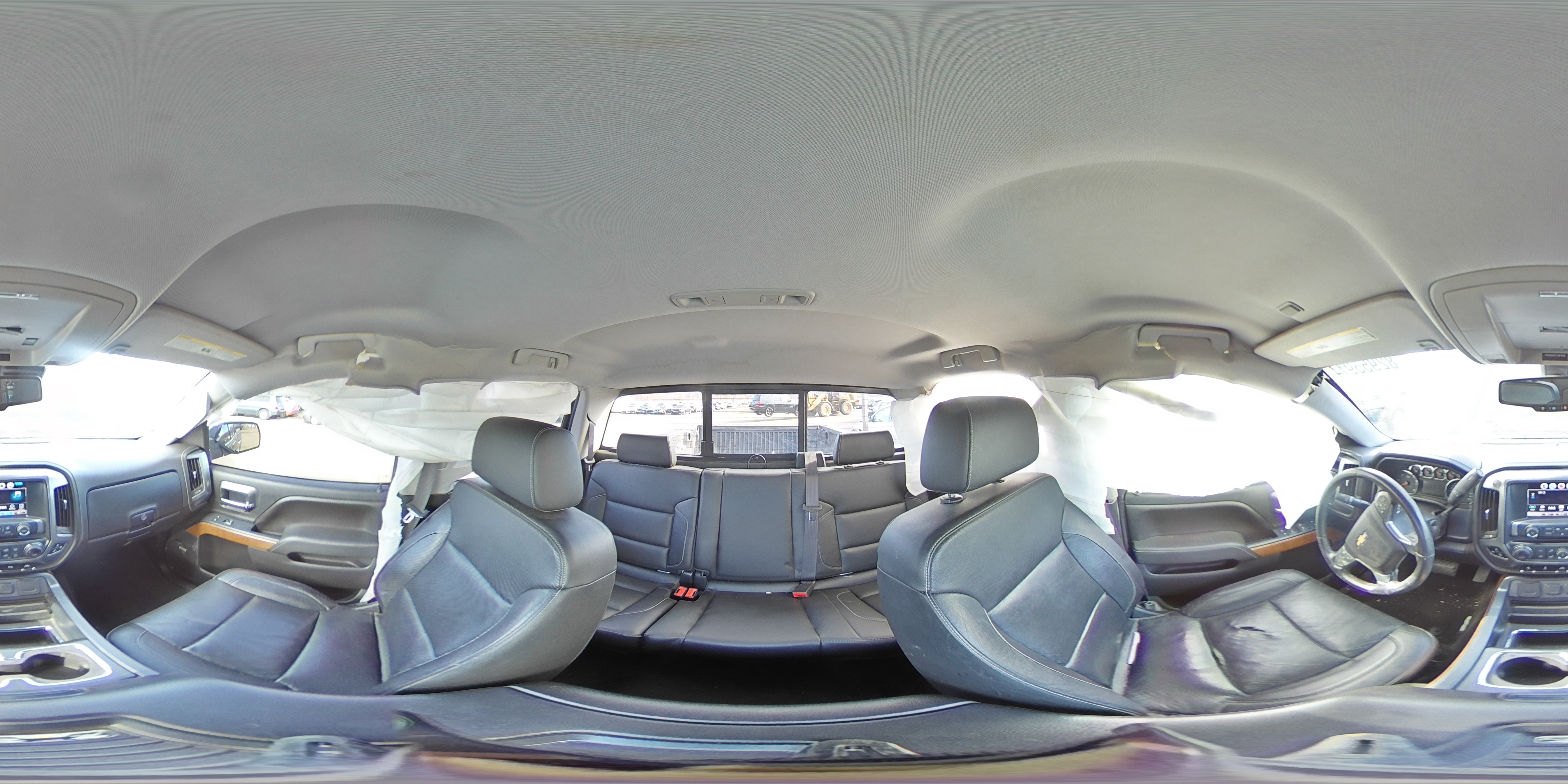 2016 Chevrolet Silverado - Image 13