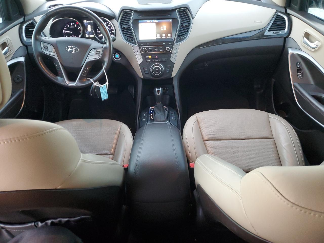 2017 Hyundai Santa Fe - Image 8