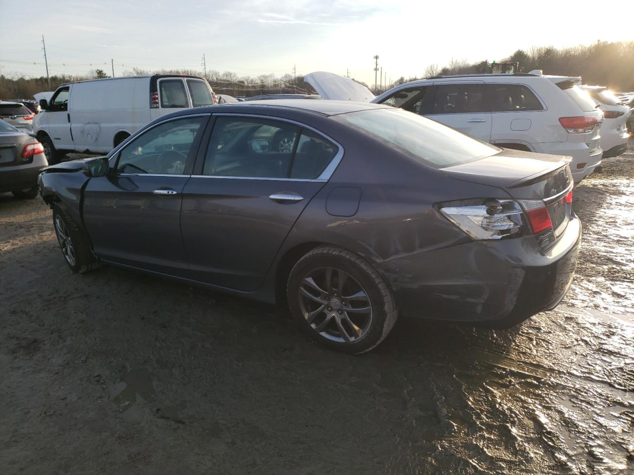 VIN 1HGCR2E7XFA130246 2015 HONDA ACCORD no.2