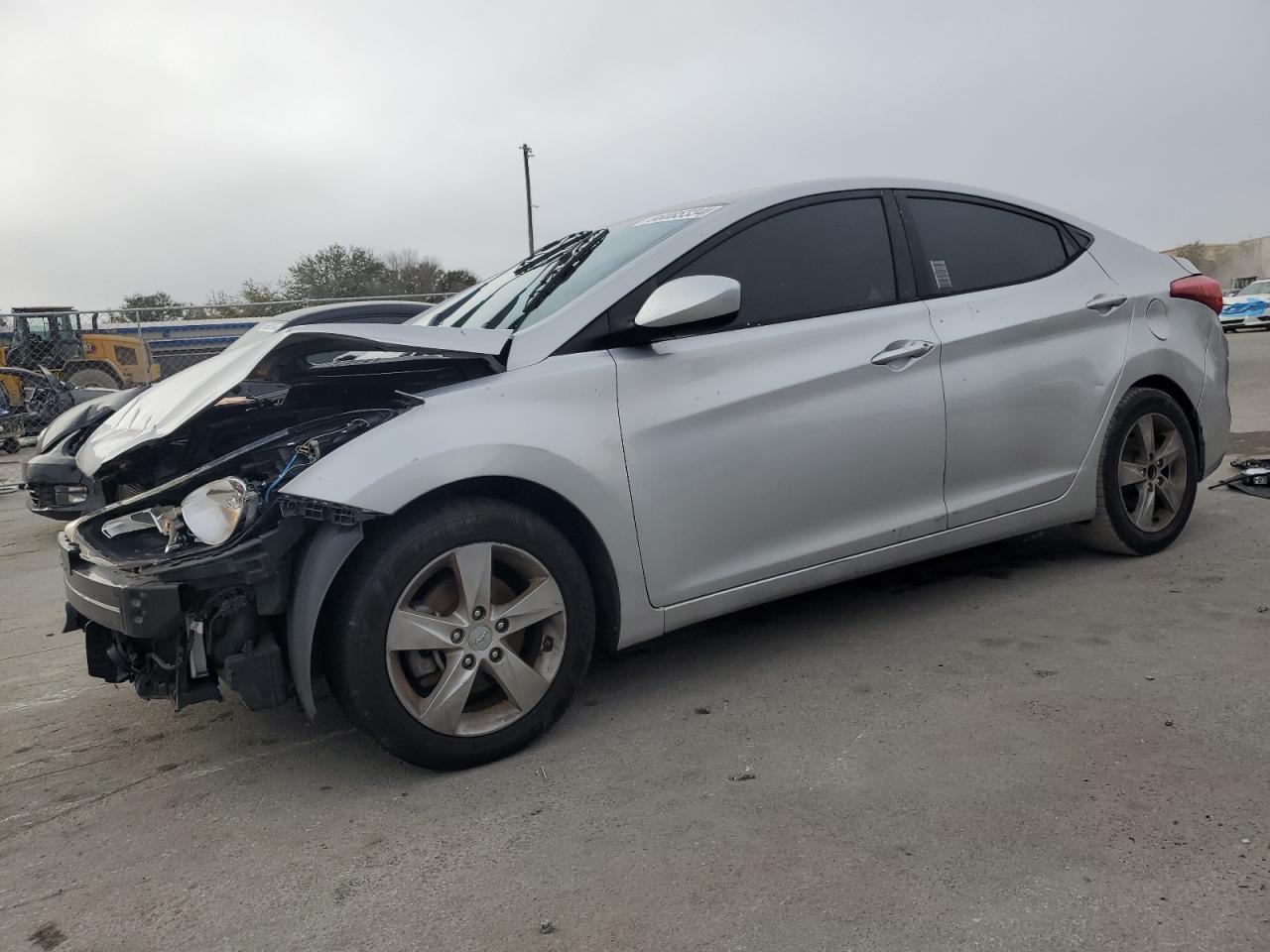 VIN KMHDH4AE5DU693377 2013 HYUNDAI ELANTRA no.1