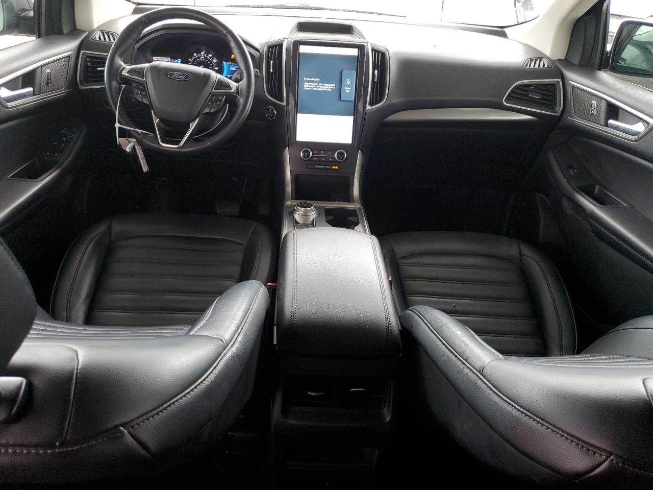 2023 Ford Edge - Image 8
