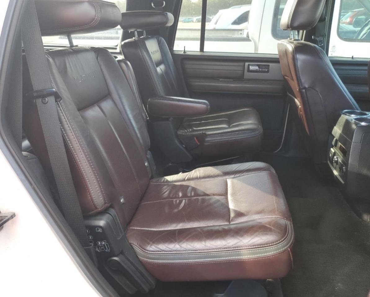 2016 Ford Expedition - Image 10