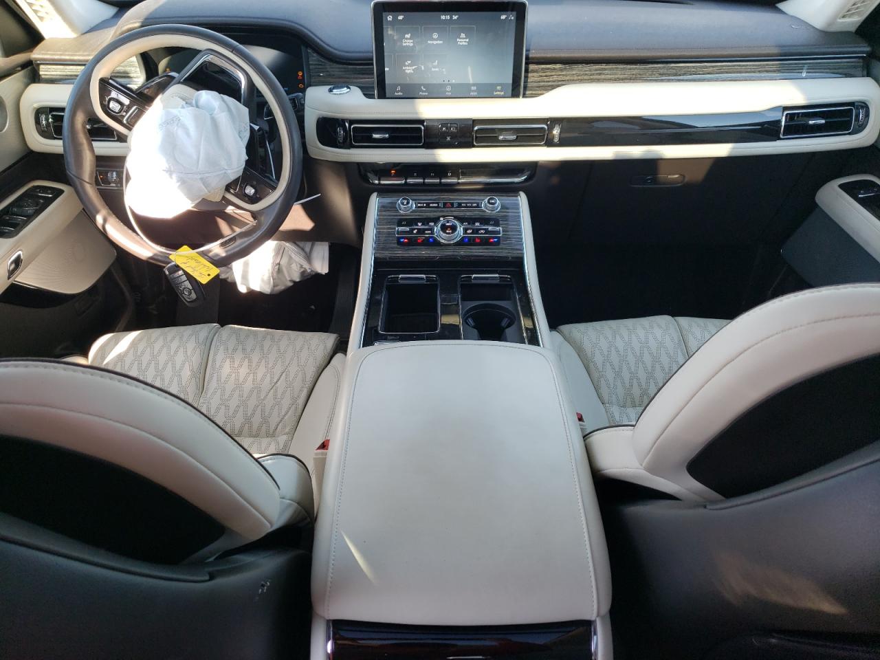 2020 Lincoln Aviator - Image 8