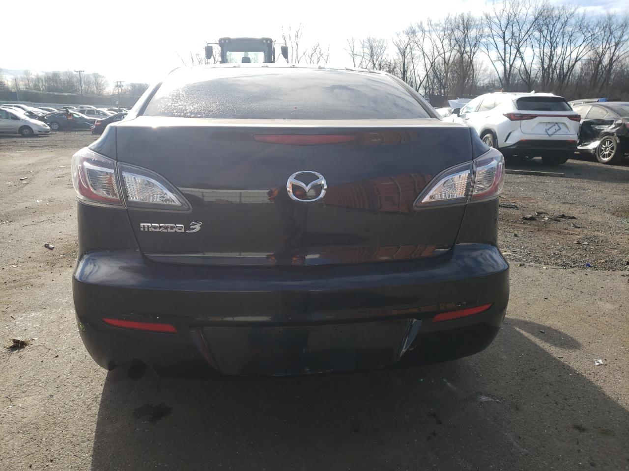 2013 Mazda 3 I VIN: JM1BL1TF8D1731989 Lot: 81885604