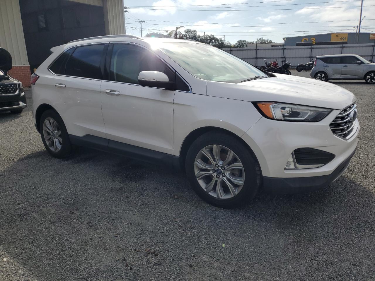 2019 Ford Edge - Image 4