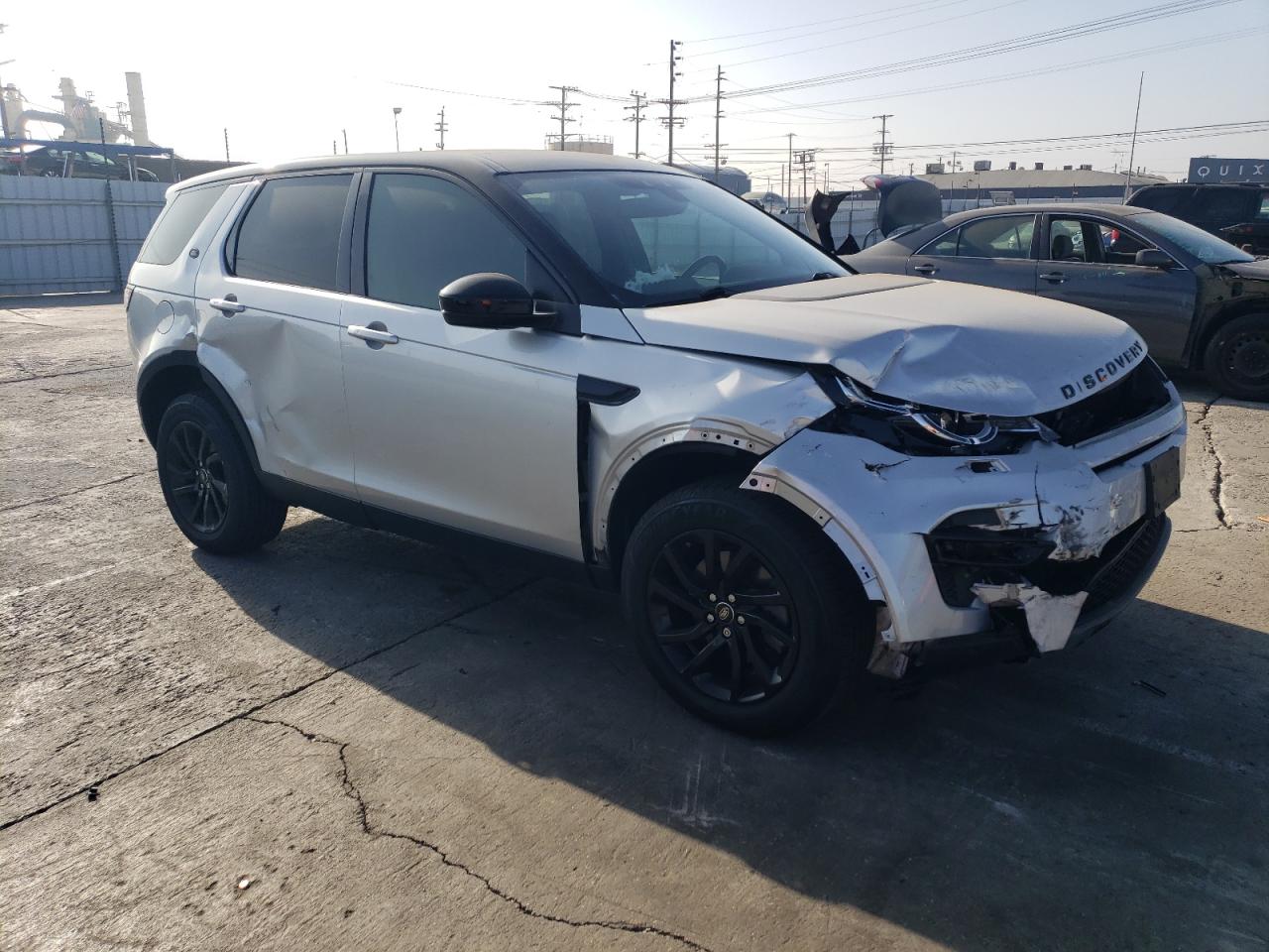 2018 Land Rover Discovery - Image 4