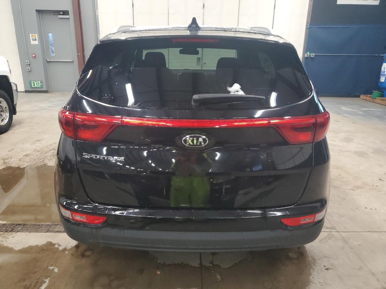 VIN KNDPMCAC1K7528041 2019 KIA SPORTAGE no.6