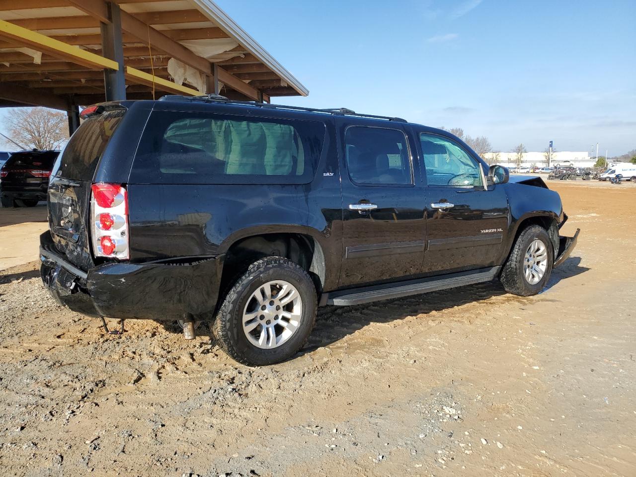 2010 GMC Yukon - Image 3