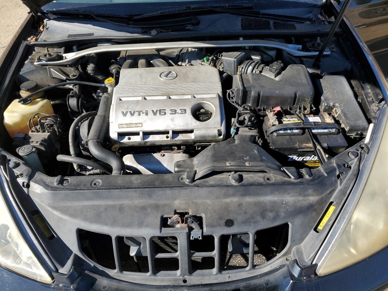 2005 Lexus ES - Image 11